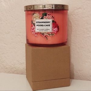 new bbo strawberry poundcake candle
